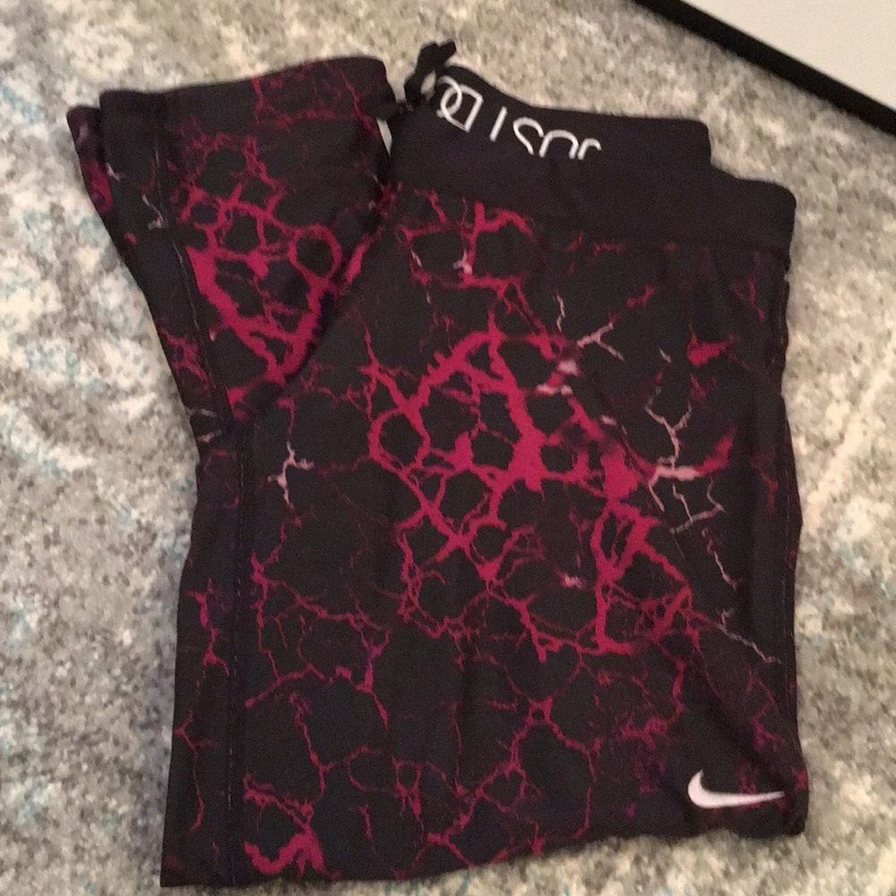 Nike 7/8 Dri-Fit pants